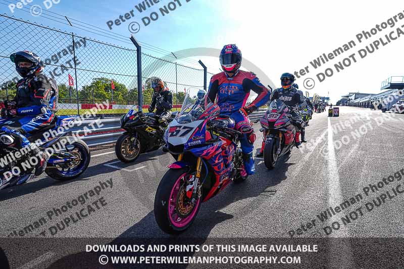 donington no limits trackday;donington park photographs;donington trackday photographs;no limits trackdays;peter wileman photography;trackday digital images;trackday photos